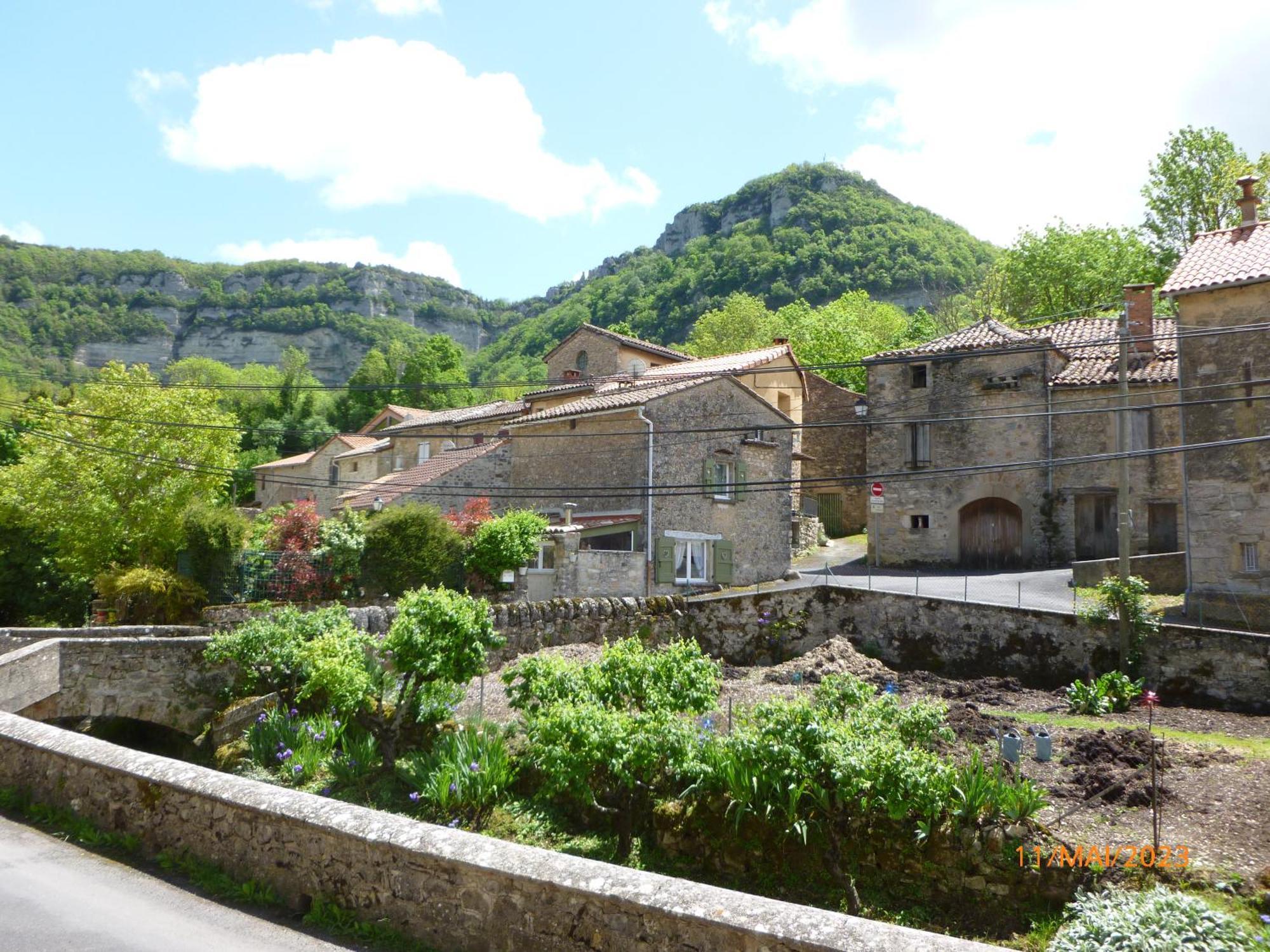 Maison De Village Saint-Paul-des-Fonts エクステリア 写真